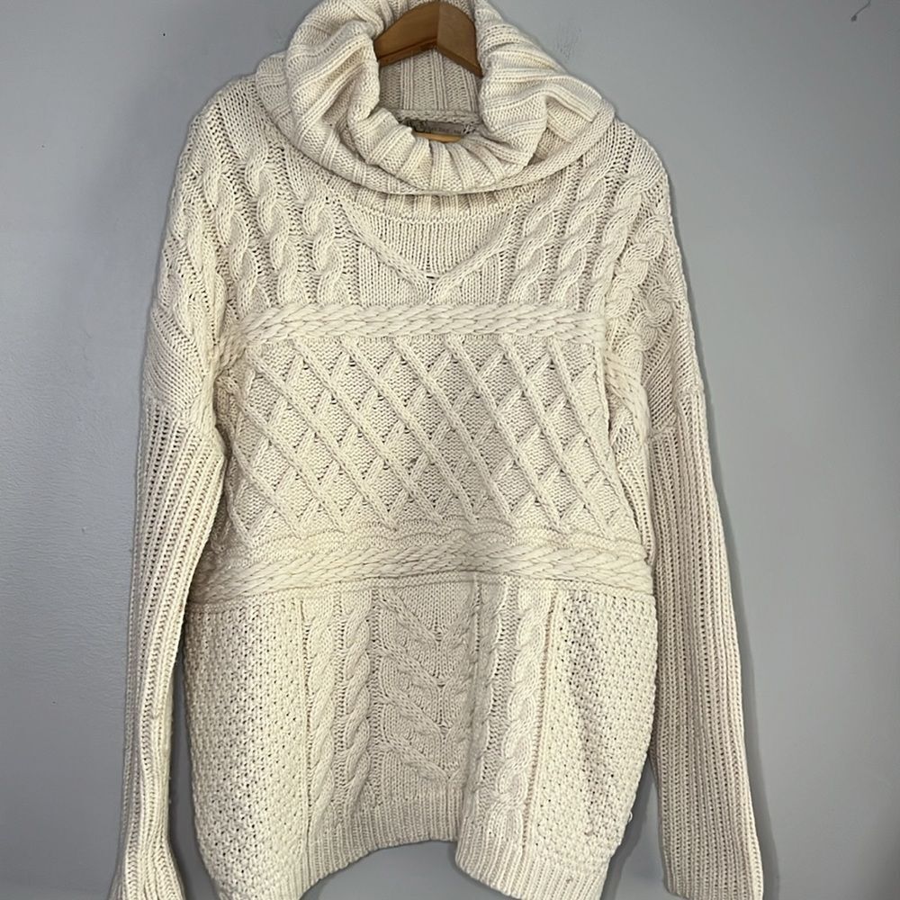 Urban Day Cowl Neck Chunky Beige Sweater Cable Knit size S Oversized - Picture 3 of 8